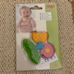 BNWT Petal Teether for babies - adorable bright colors and flower design